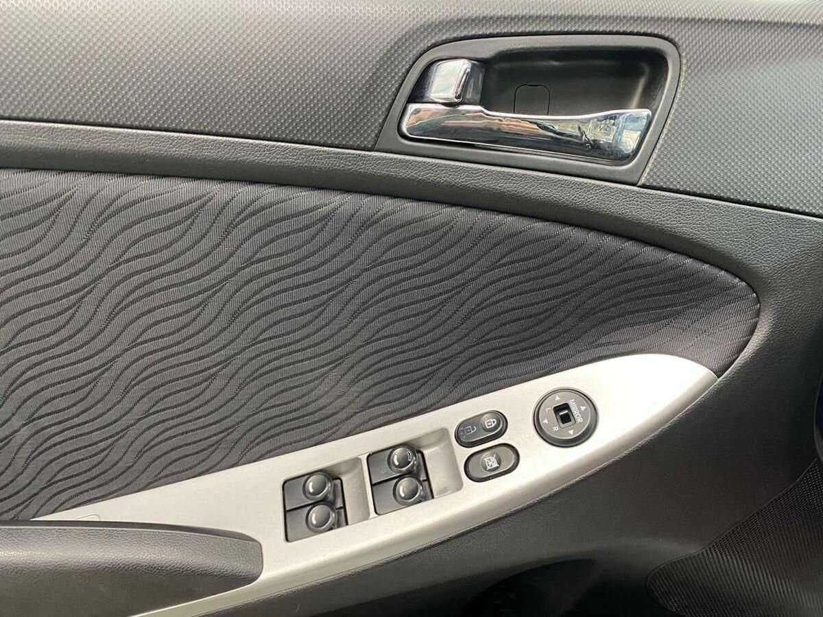 Hyundai Solaris, 2013 - Фото №15