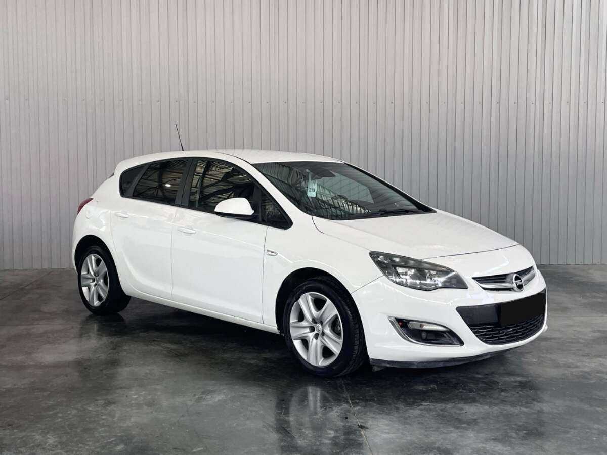Opel Astra, 2012 - Фото №2