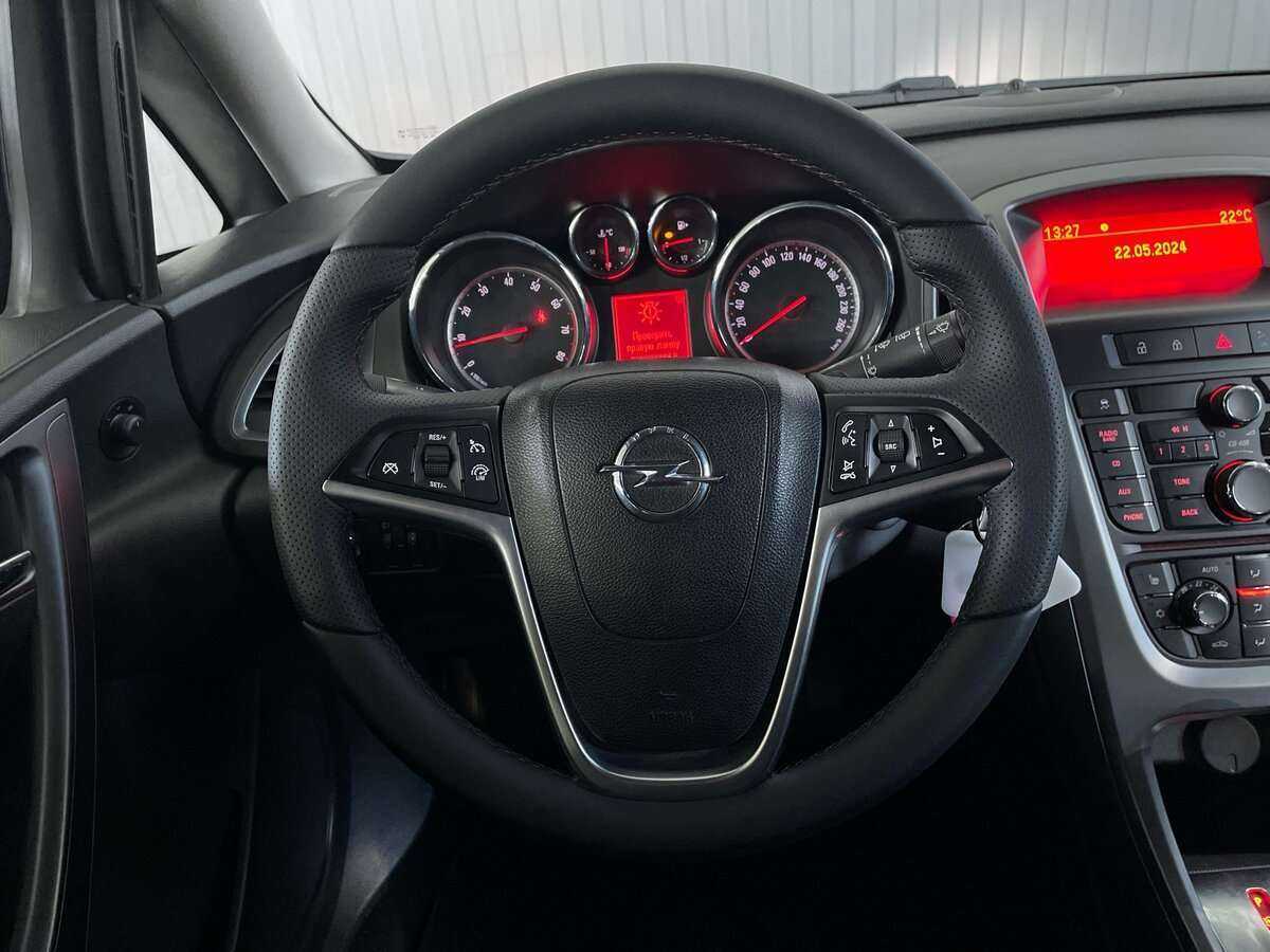 Opel Astra, 2012 - Фото №9