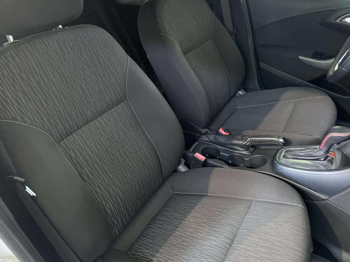 Opel Astra, 2012 - Фото №17