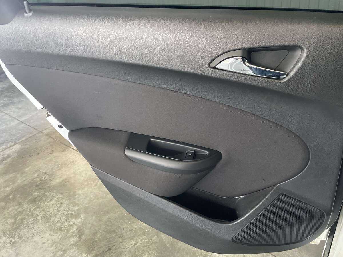 Opel Astra, 2012 - Фото №20