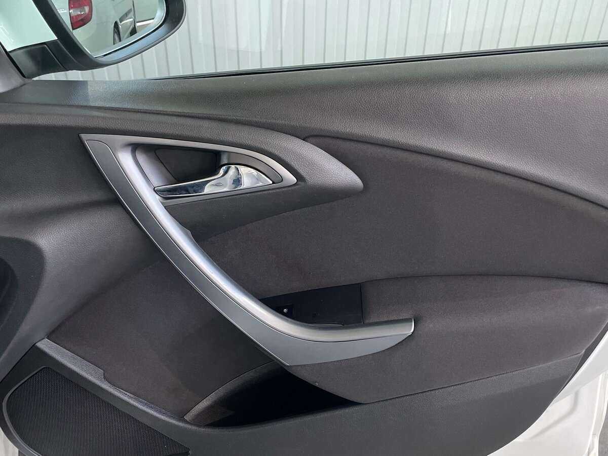 Opel Astra, 2012 - Фото №21