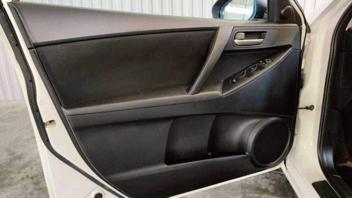 Mazda 3, 2012 - Фото №10