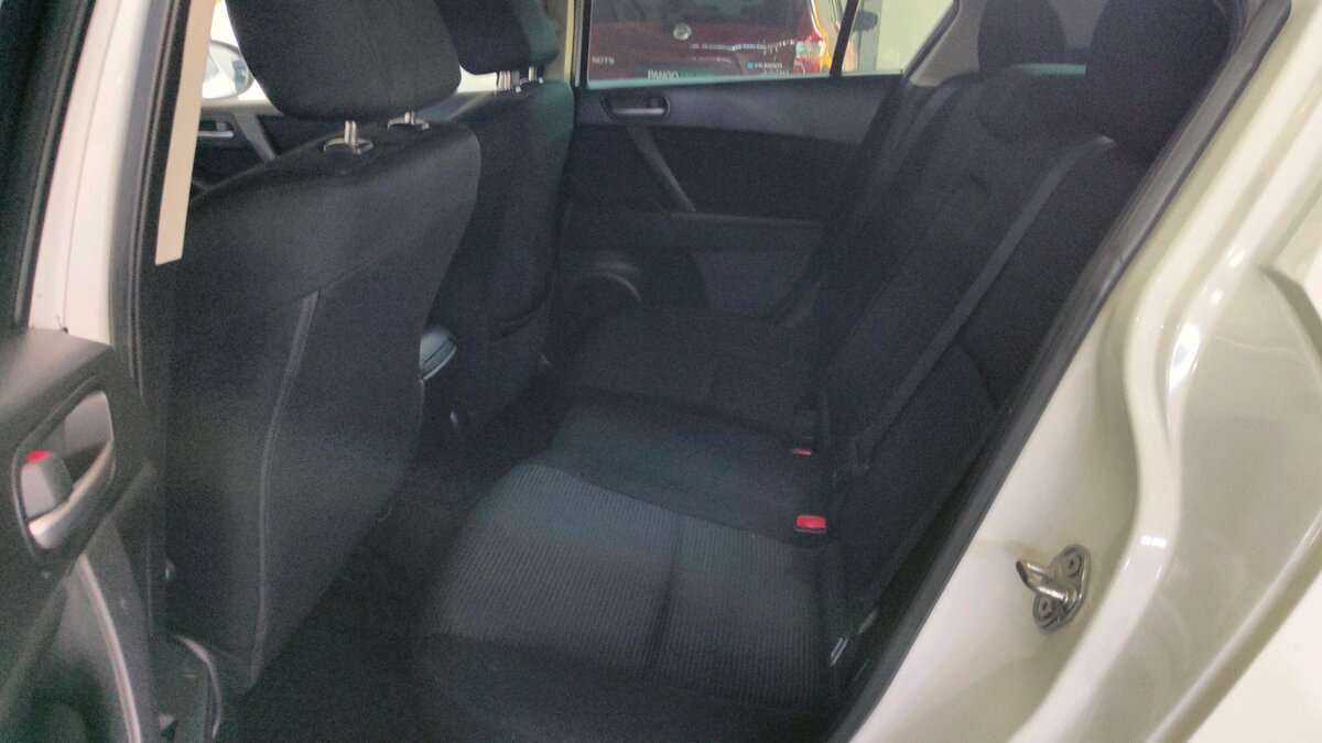 Mazda 3, 2012 - Фото №11