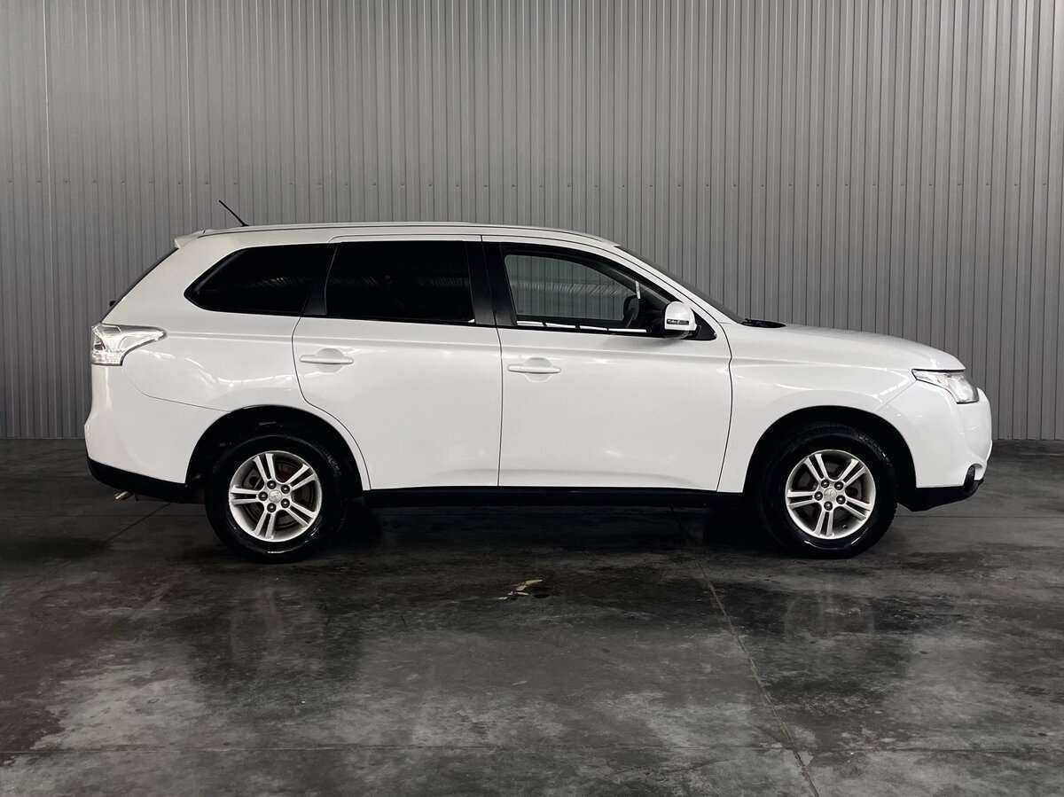 Mitsubishi Outlander, 2013 - Фото №3
