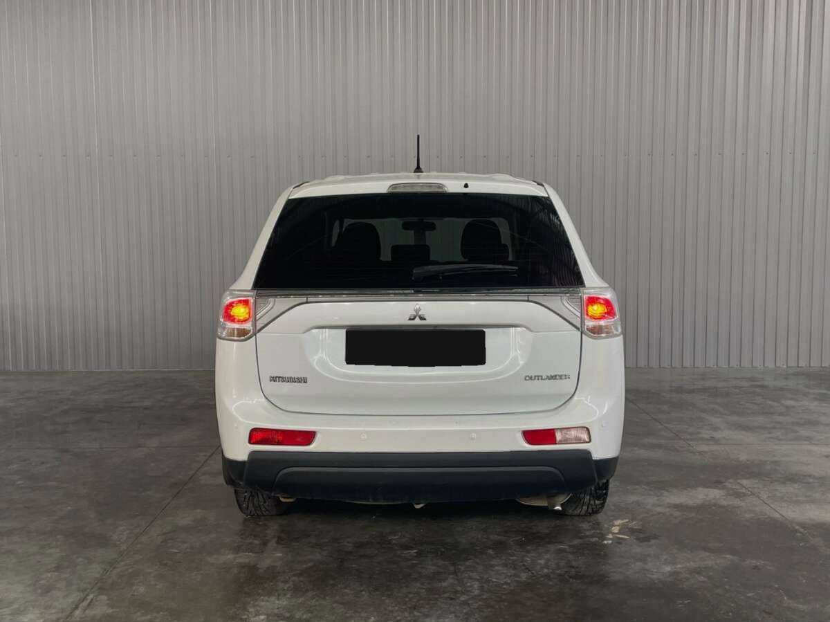 Mitsubishi Outlander, 2013 - Фото №5