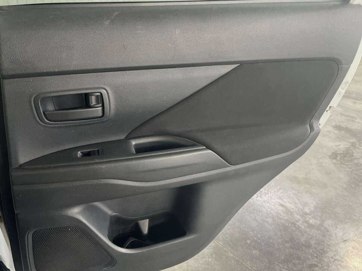 Mitsubishi Outlander, 2013 - Фото №19