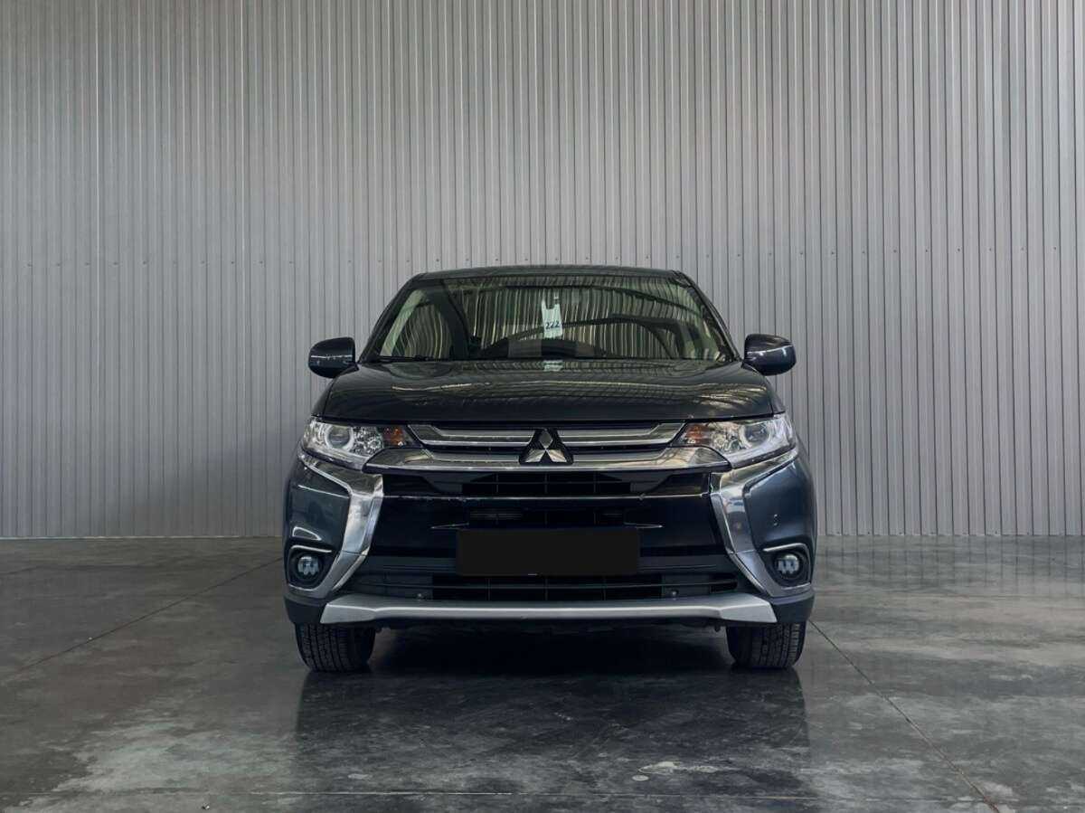 Mitsubishi Outlander, 2018 - Фото №1