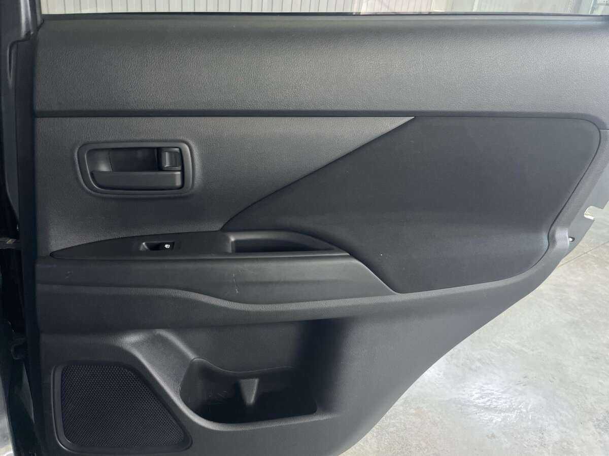 Mitsubishi Outlander, 2018 - Фото №21