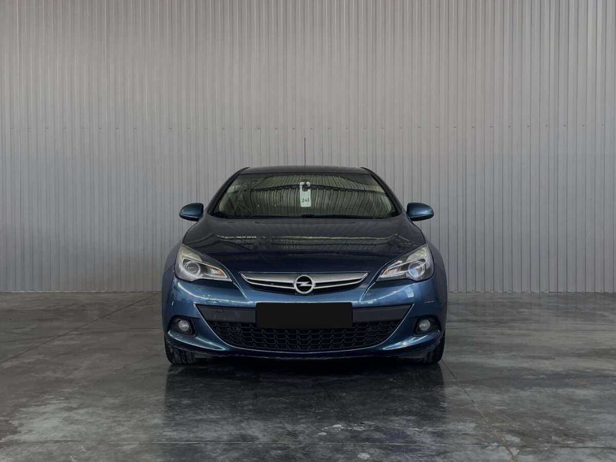 Opel Astra GTC, 2014 - Фото №1