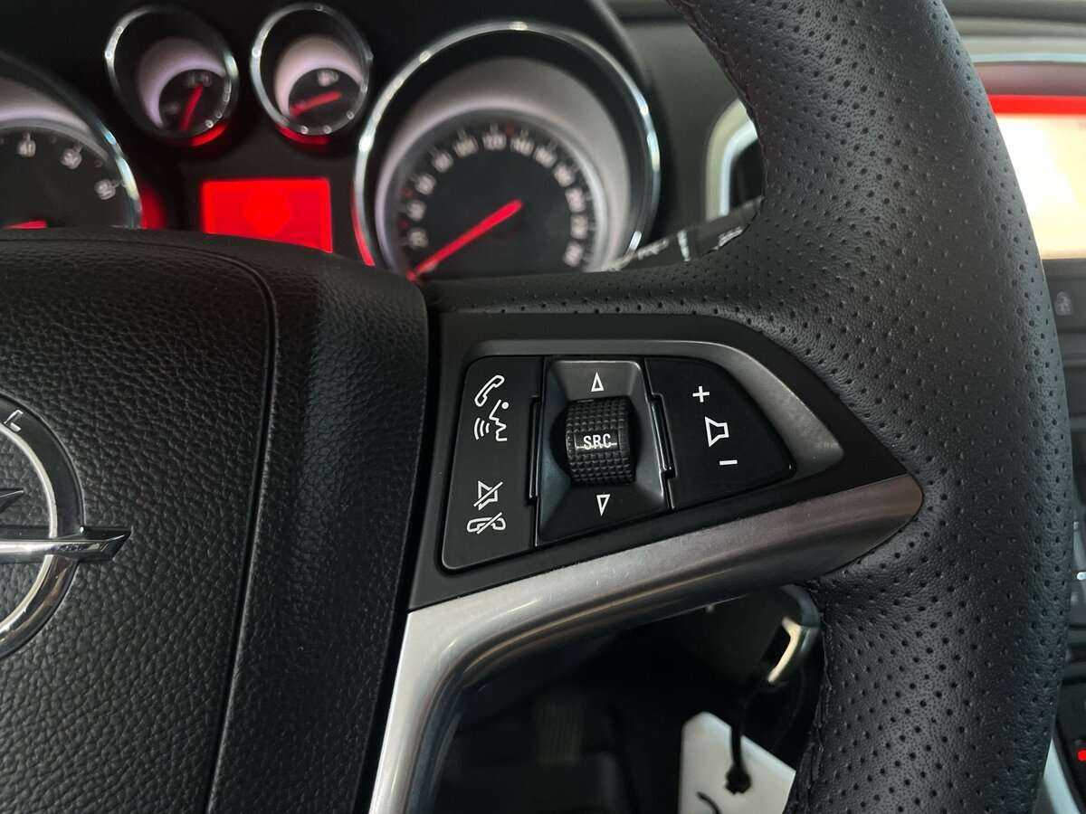 Opel Astra GTC, 2014 - Фото №11