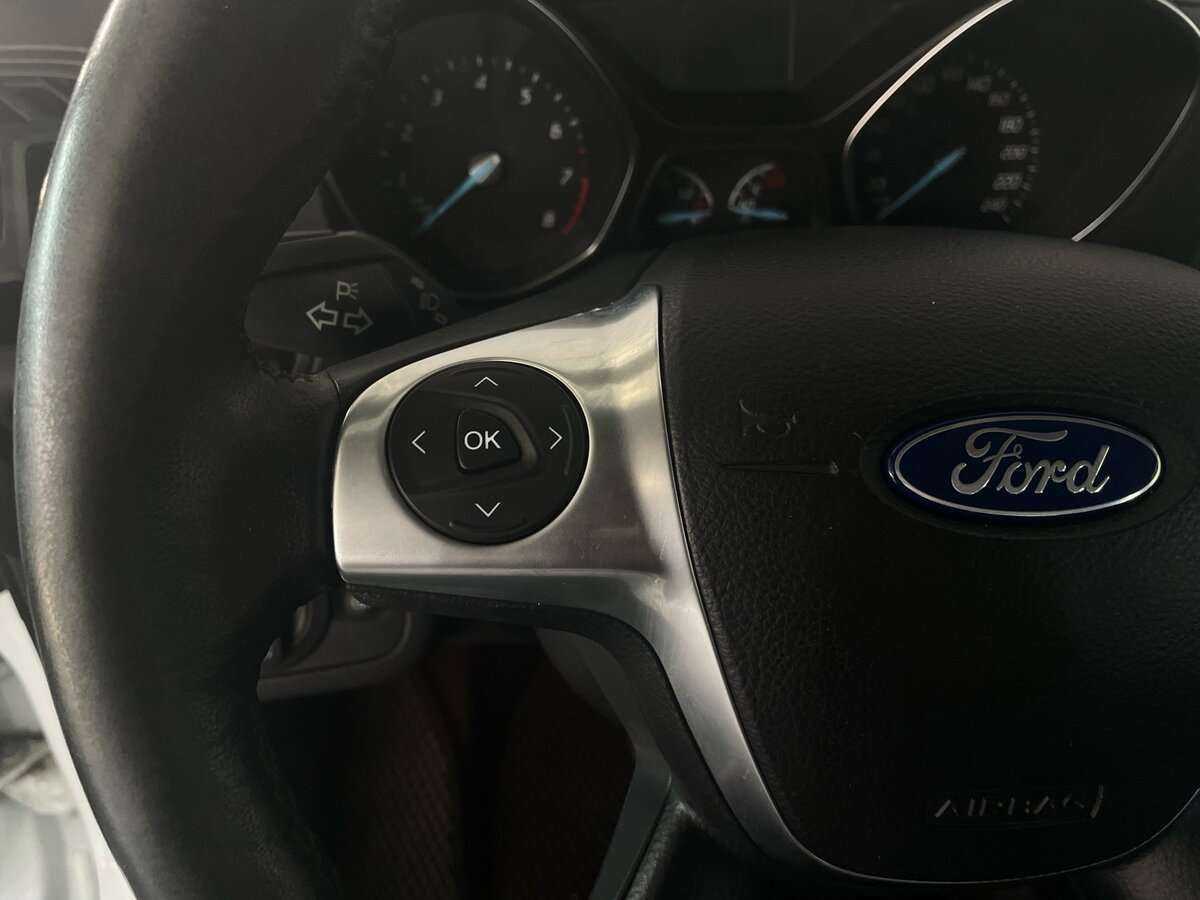 Ford Kuga, 2015 - Фото №10