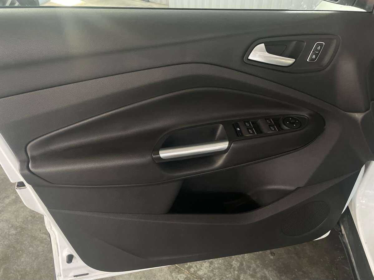 Ford Kuga, 2015 - Фото №19