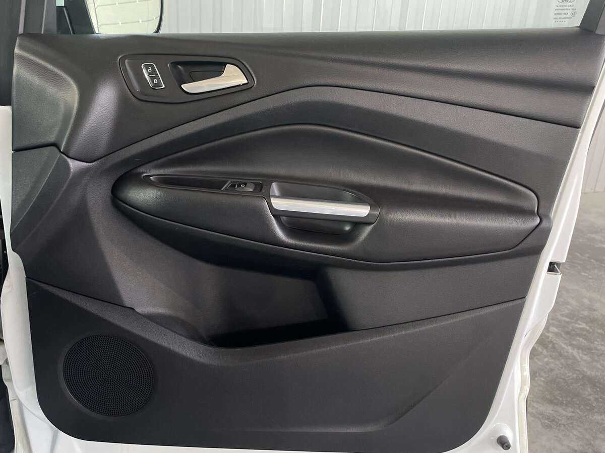 Ford Kuga, 2015 - Фото №21