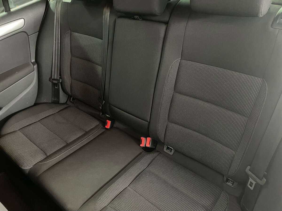 Volkswagen Golf, 2012 - Фото №16