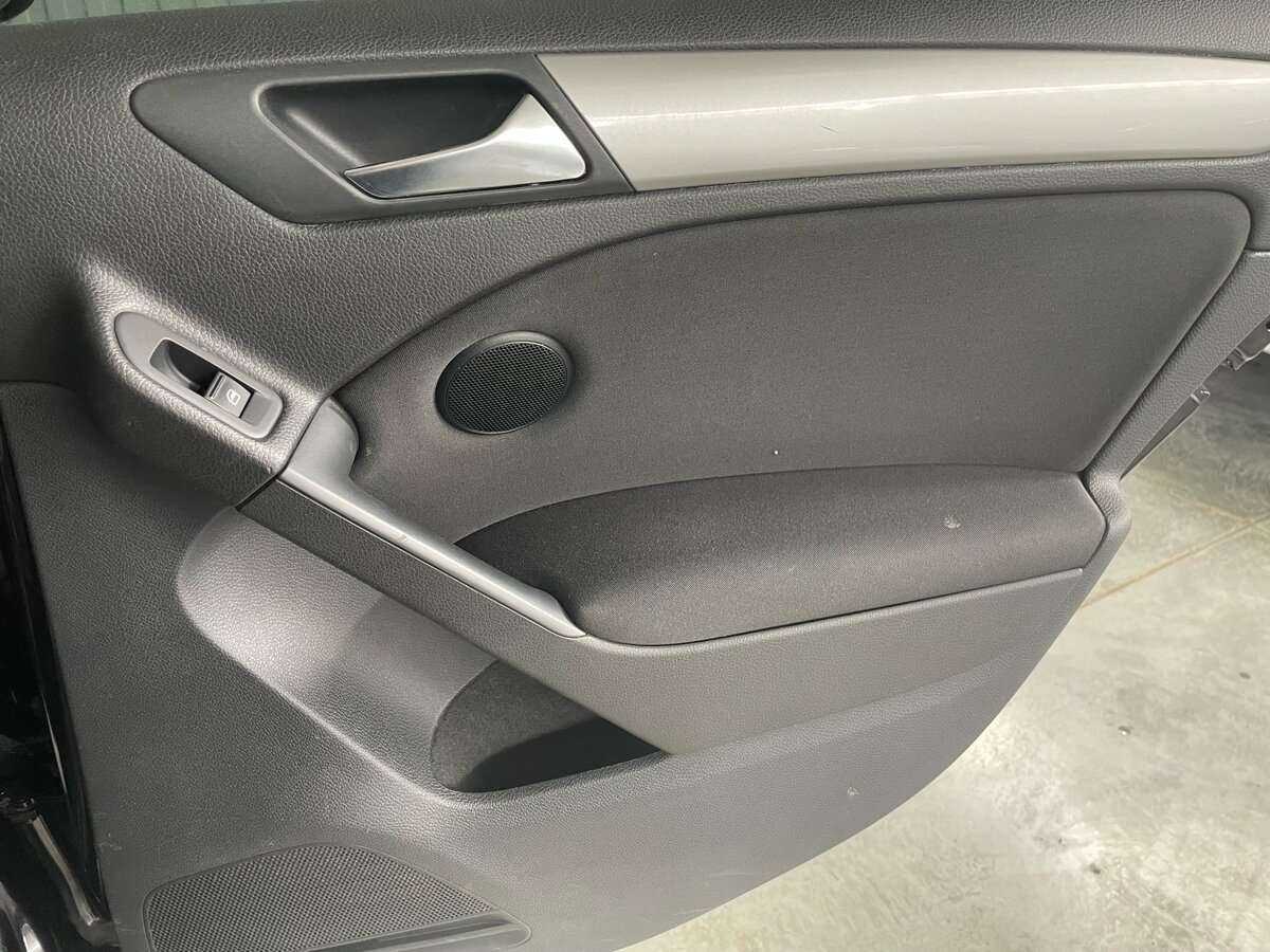 Volkswagen Golf, 2012 - Фото №22