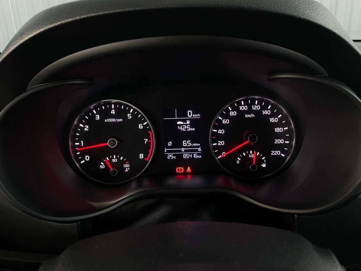 Kia Rio X-Line, 2018 - Фото №10