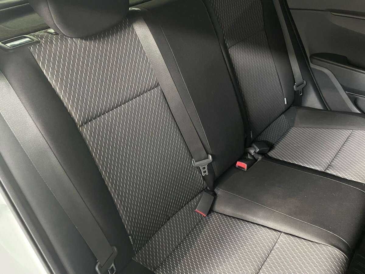 Kia Rio X-Line, 2018 - Фото №17