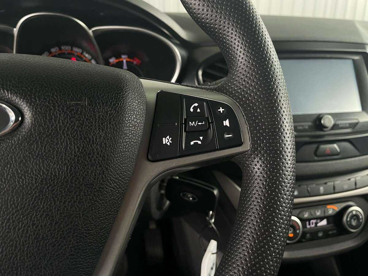 Lada (ВАЗ) Vesta, 2018 - Фото №11