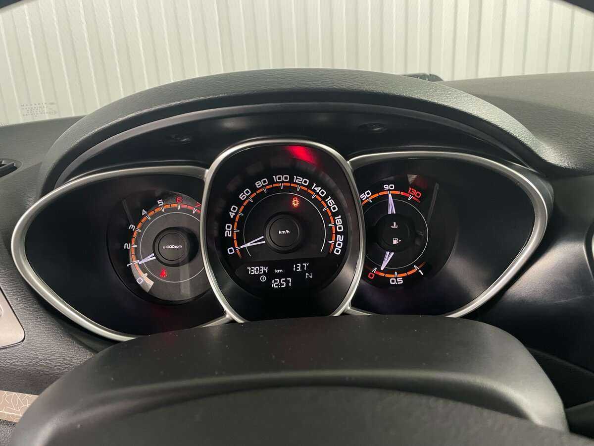 Lada (ВАЗ) Vesta, 2018 - Фото №12