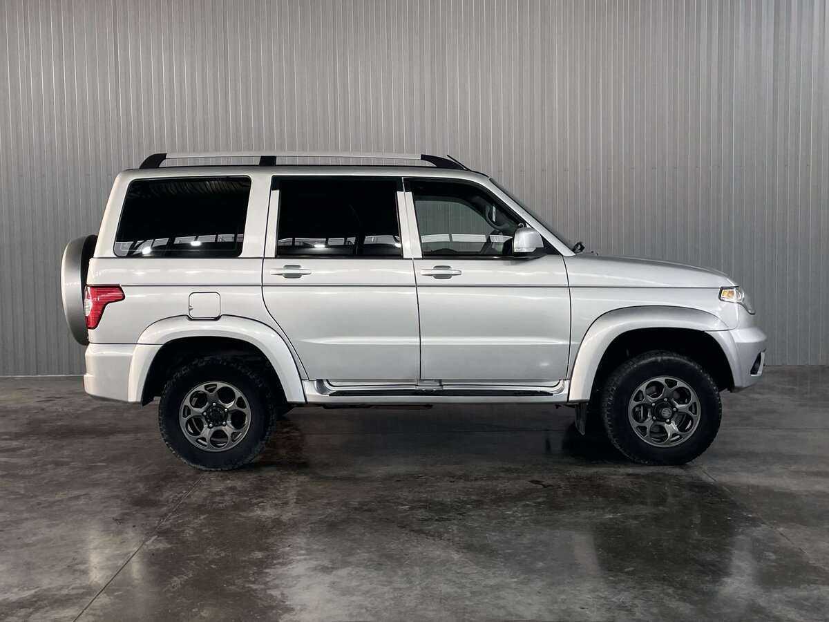 УАЗ Patriot, 2022 - Фото №3