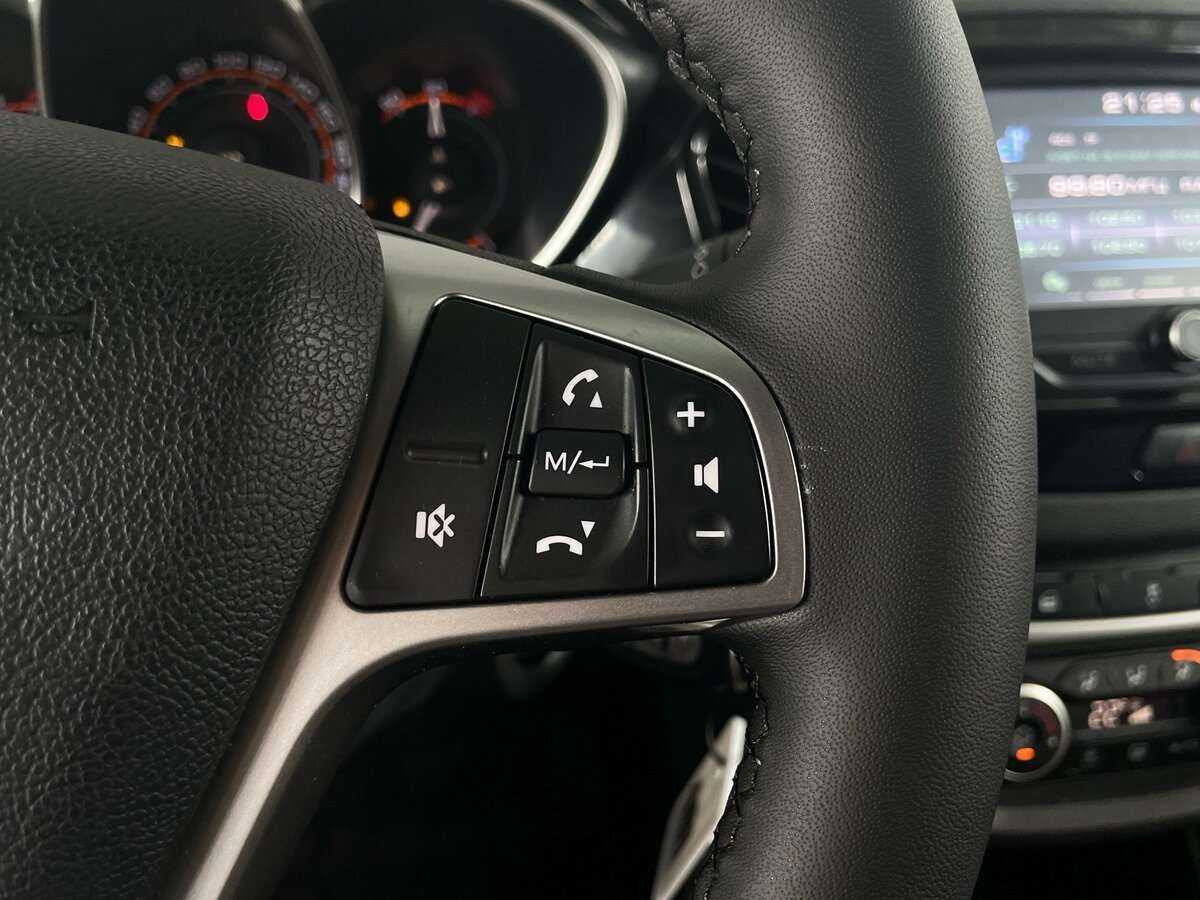 Lada (ВАЗ) Vesta SW Cross, 2018 - Фото №11