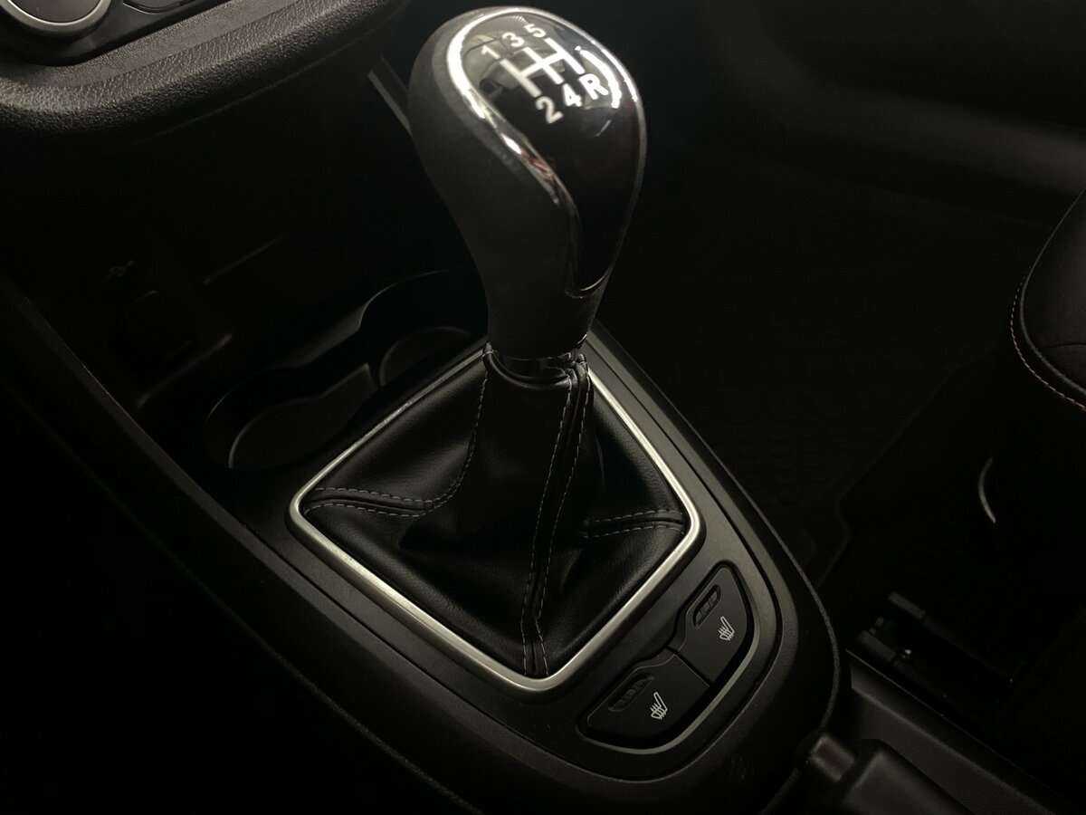 Lada (ВАЗ) Vesta SW Cross, 2018 - Фото №15