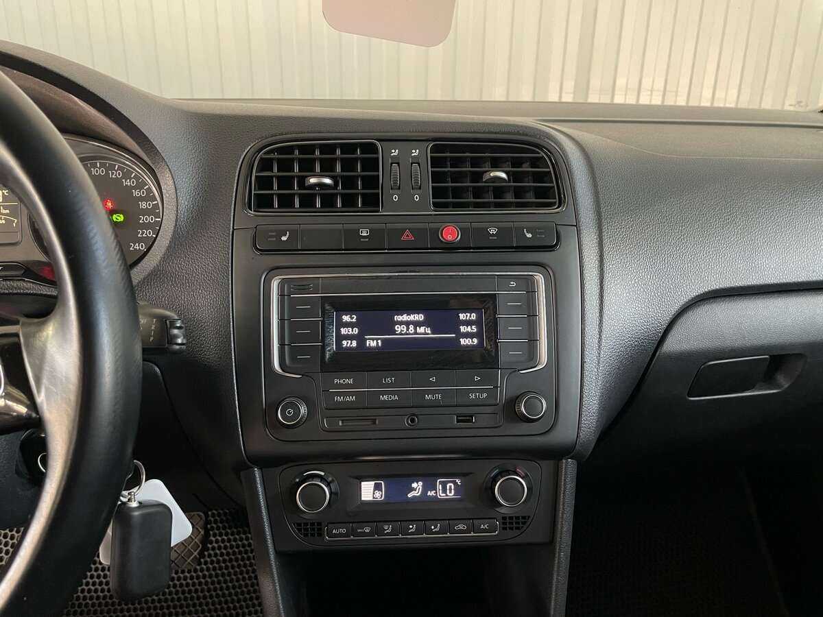 Volkswagen Polo, 2018 - Фото №11