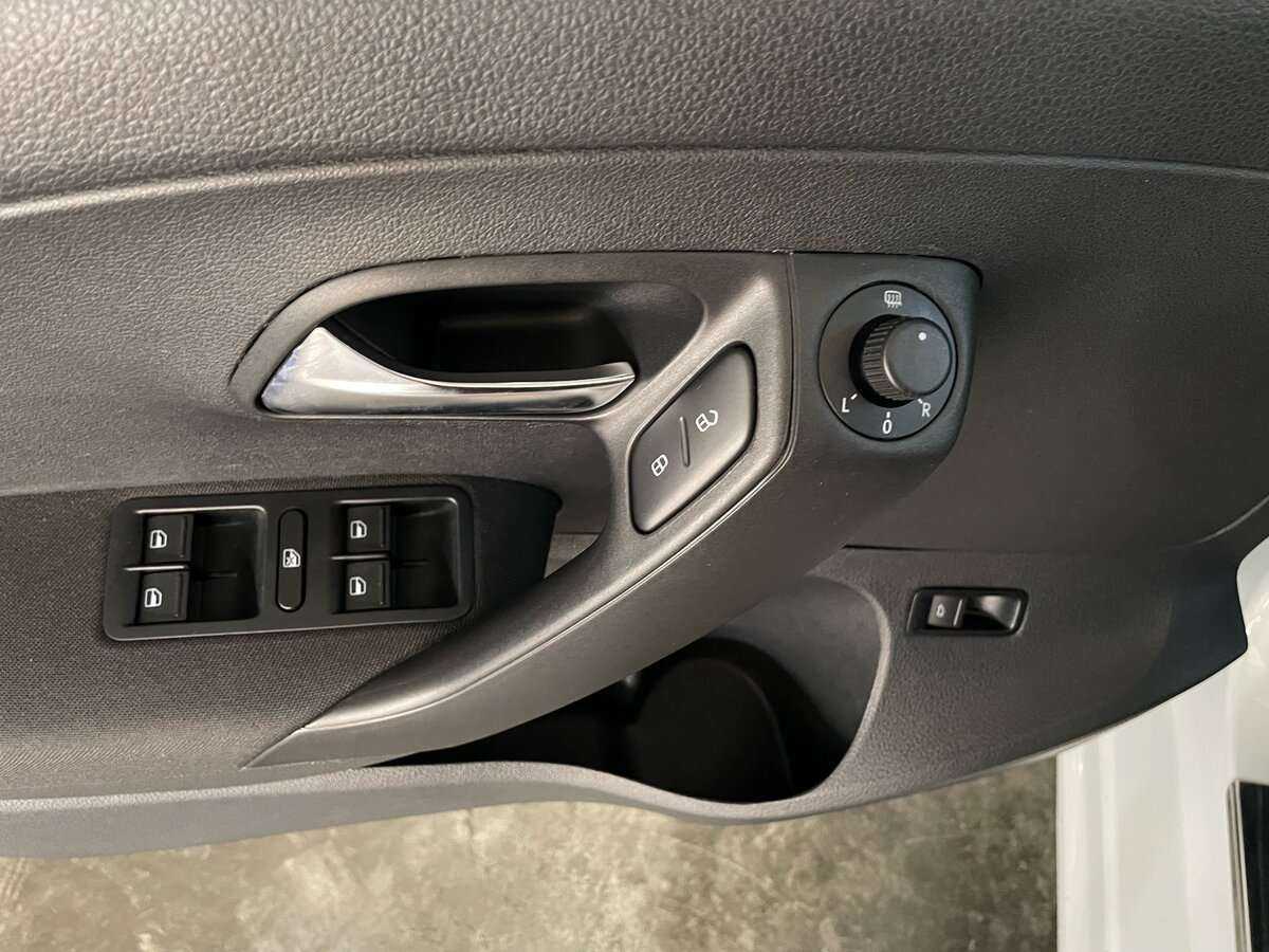 Volkswagen Polo, 2018 - Фото №17