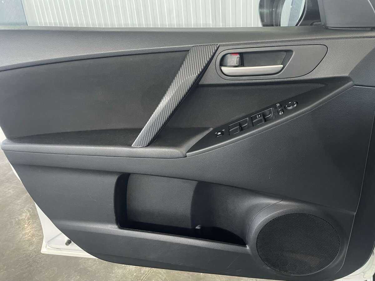 Mazda 3, 2012 - Фото №17