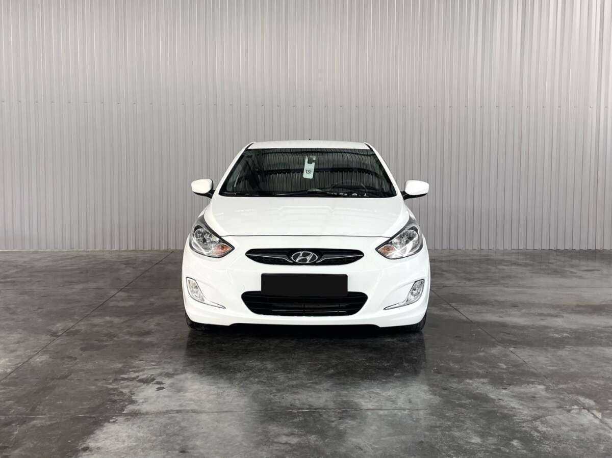 Hyundai Solaris, 2013 - Фото №1