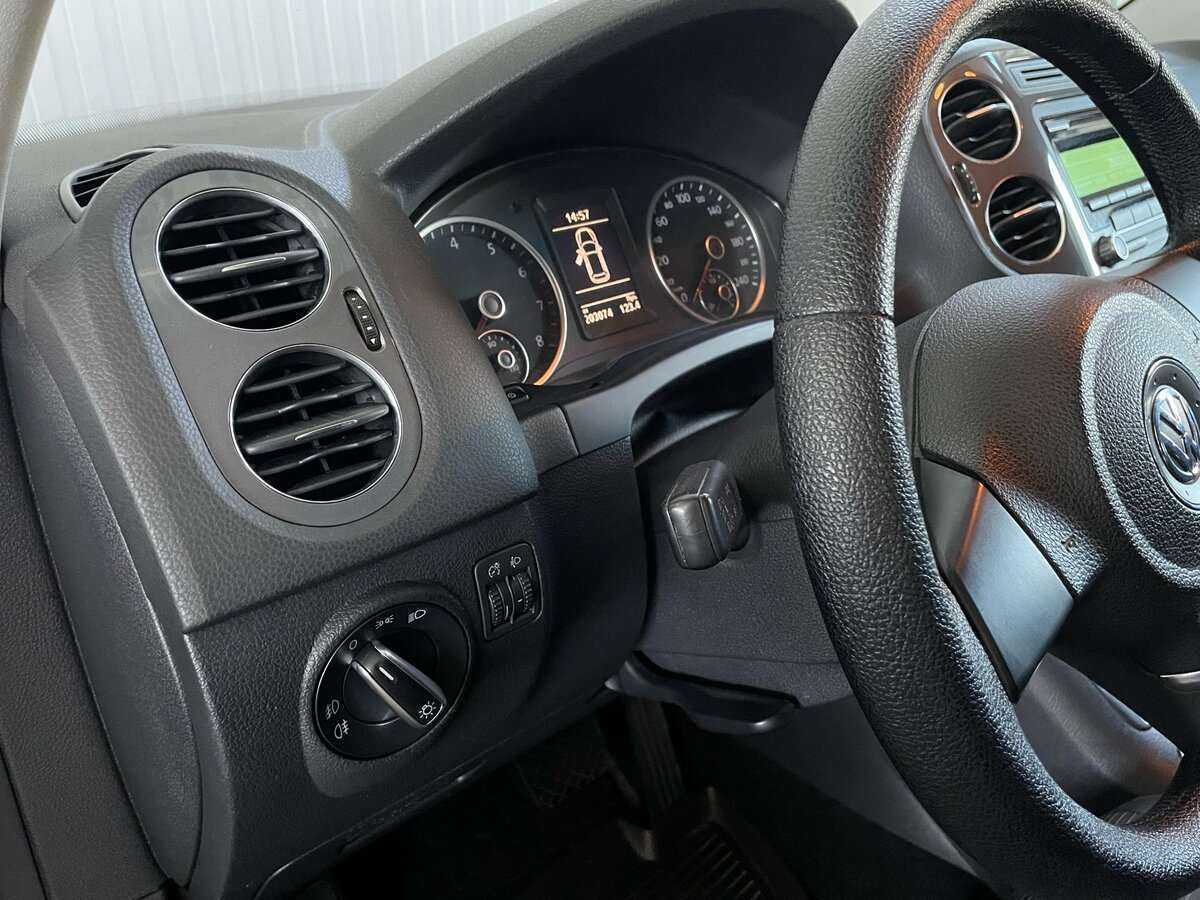 Volkswagen Tiguan, 2014 - Фото №12