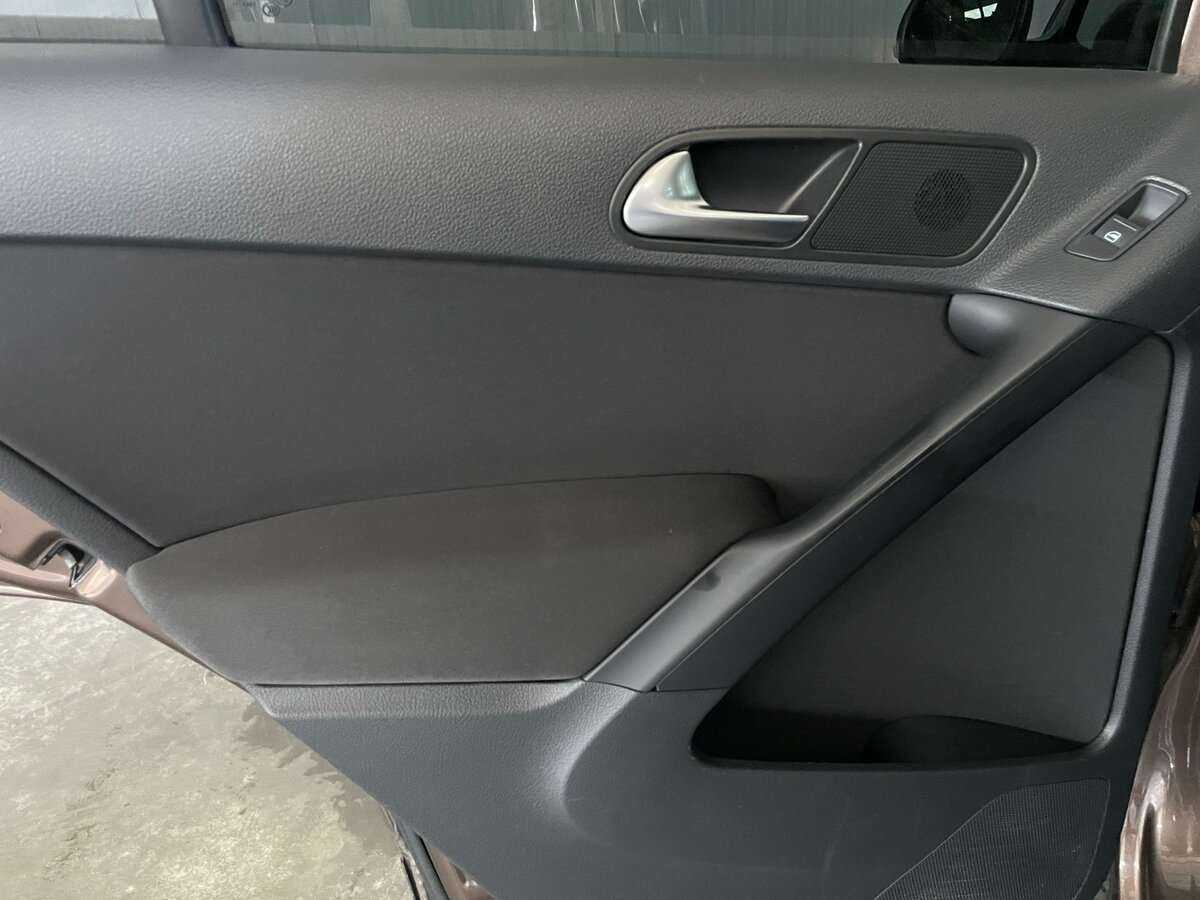 Volkswagen Tiguan, 2014 - Фото №18