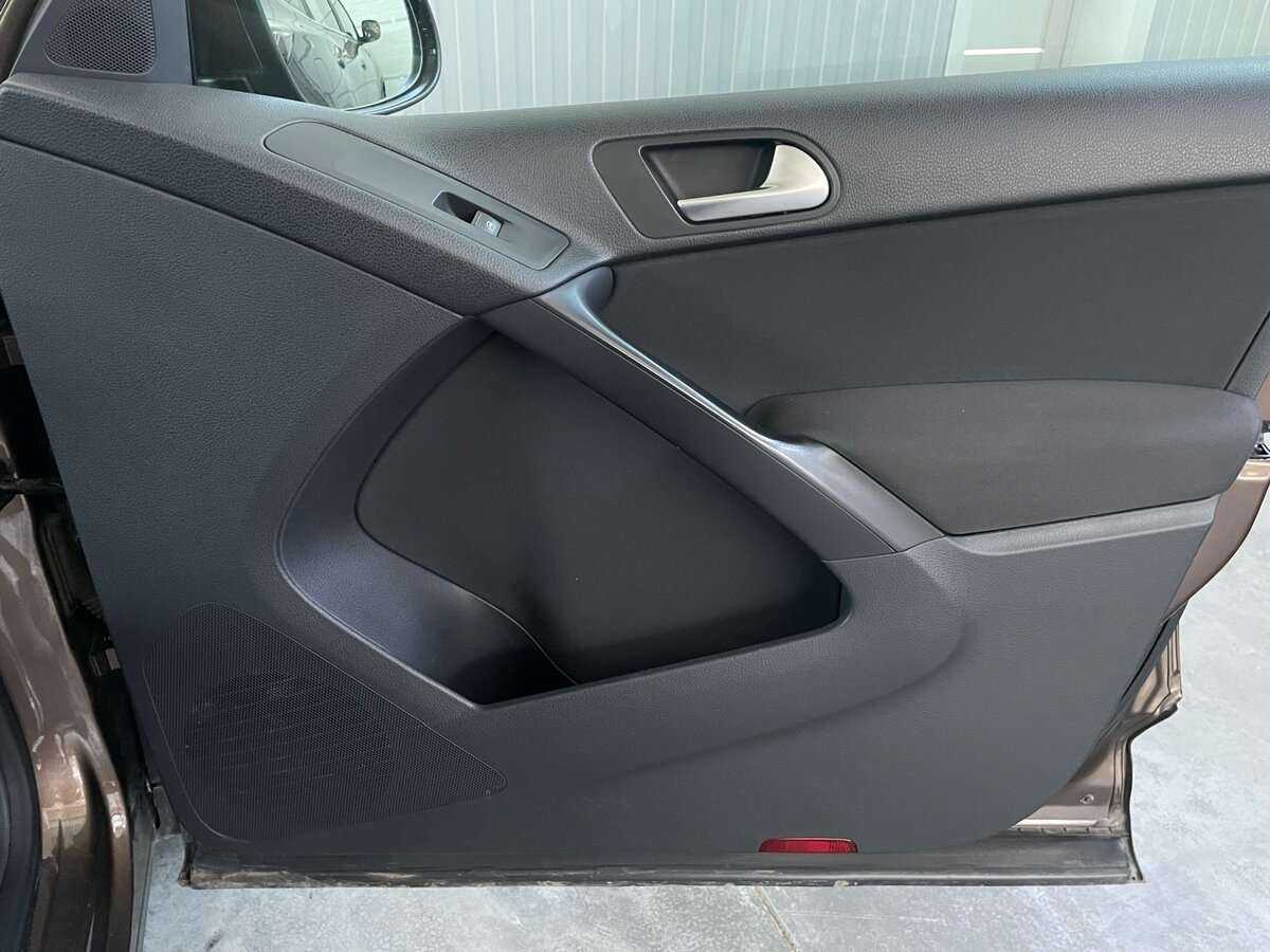 Volkswagen Tiguan, 2014 - Фото №19