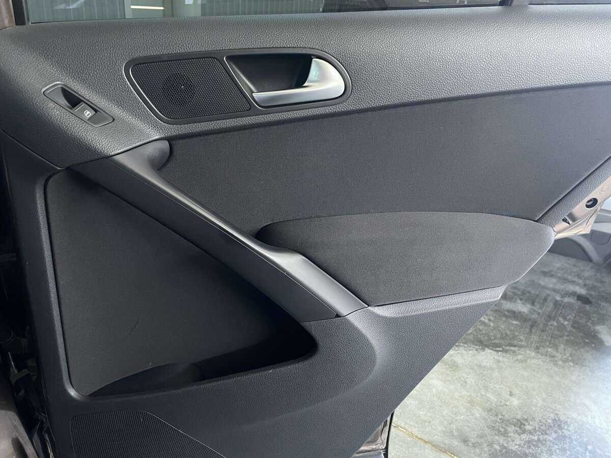 Volkswagen Tiguan, 2014 - Фото №20