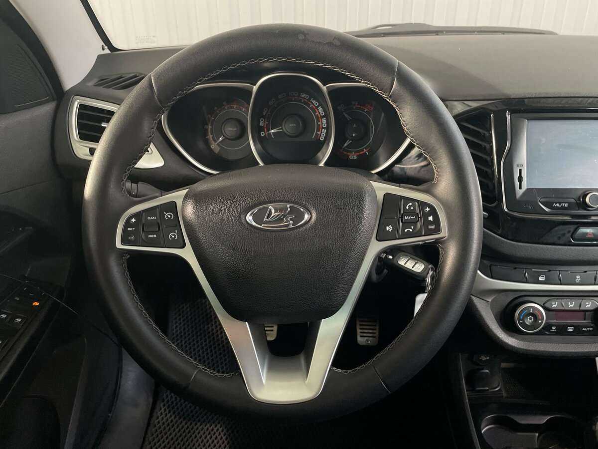 Lada (ВАЗ) Vesta, 2017 - Фото №9