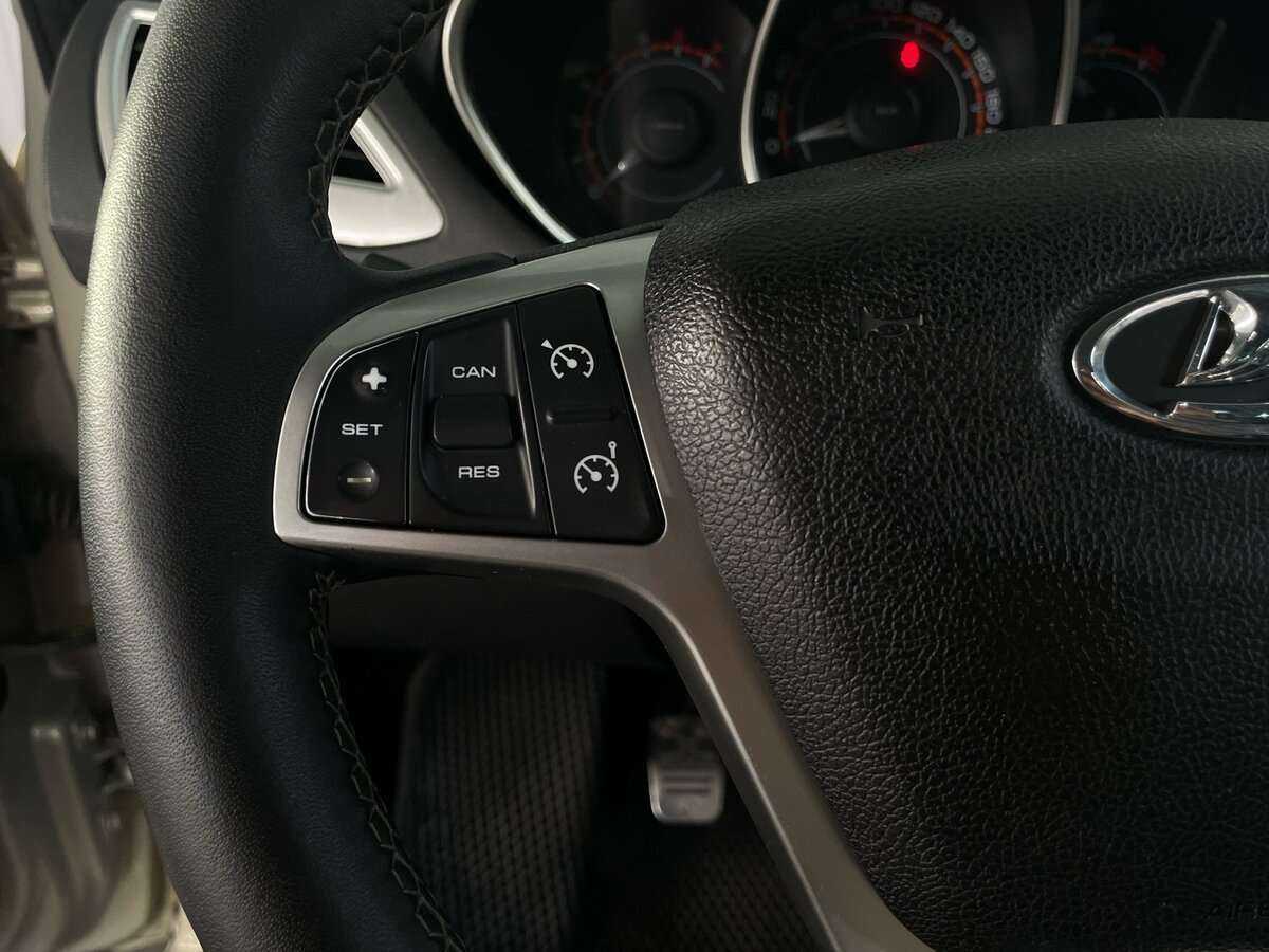 Lada (ВАЗ) Vesta, 2017 - Фото №11