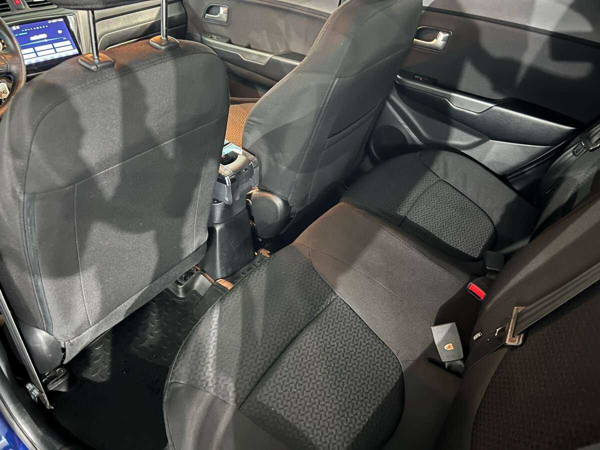 Kia Rio 5-speed, 2013 - Фото №11