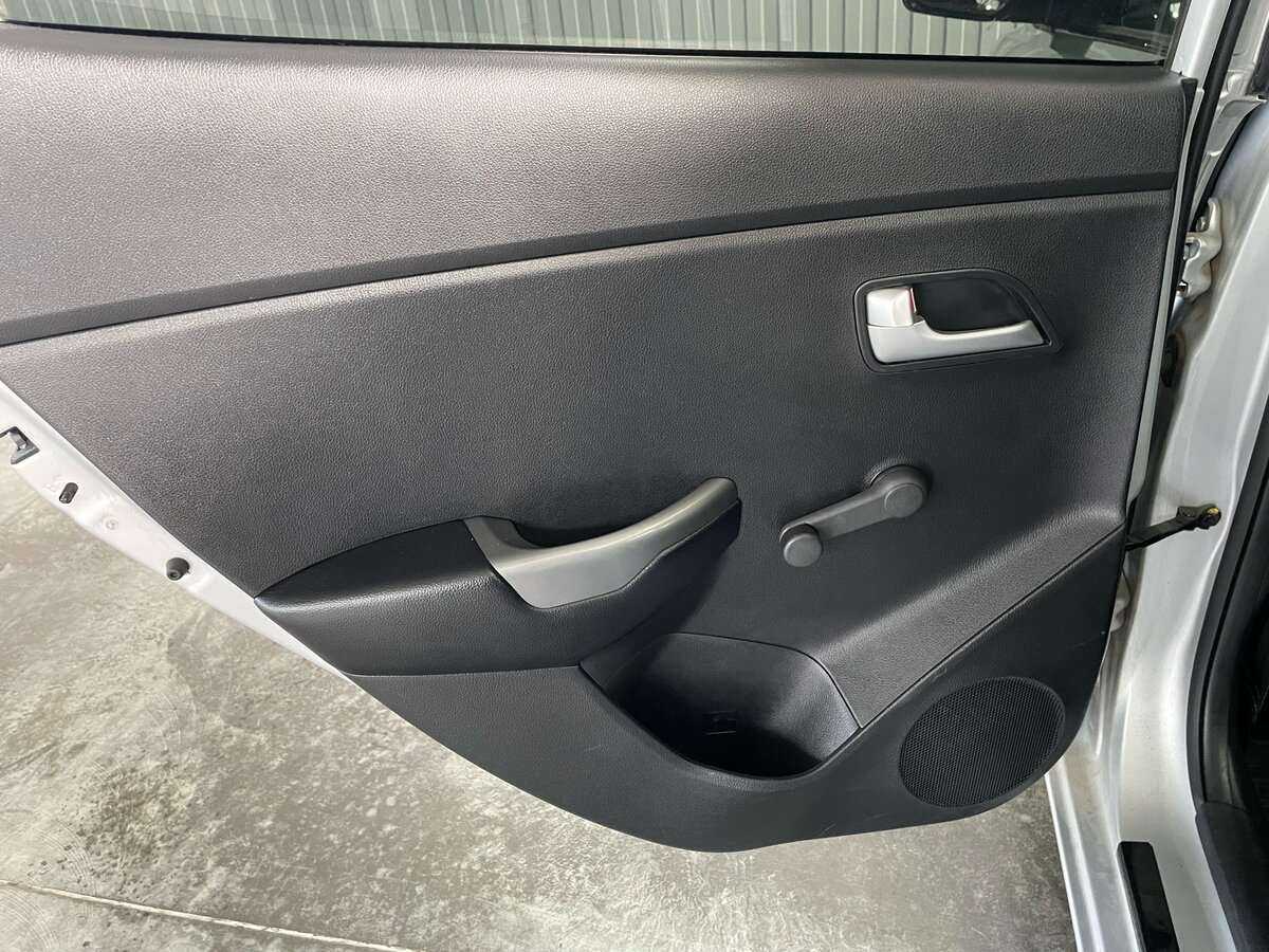 Kia Rio, 2017 - Фото №17