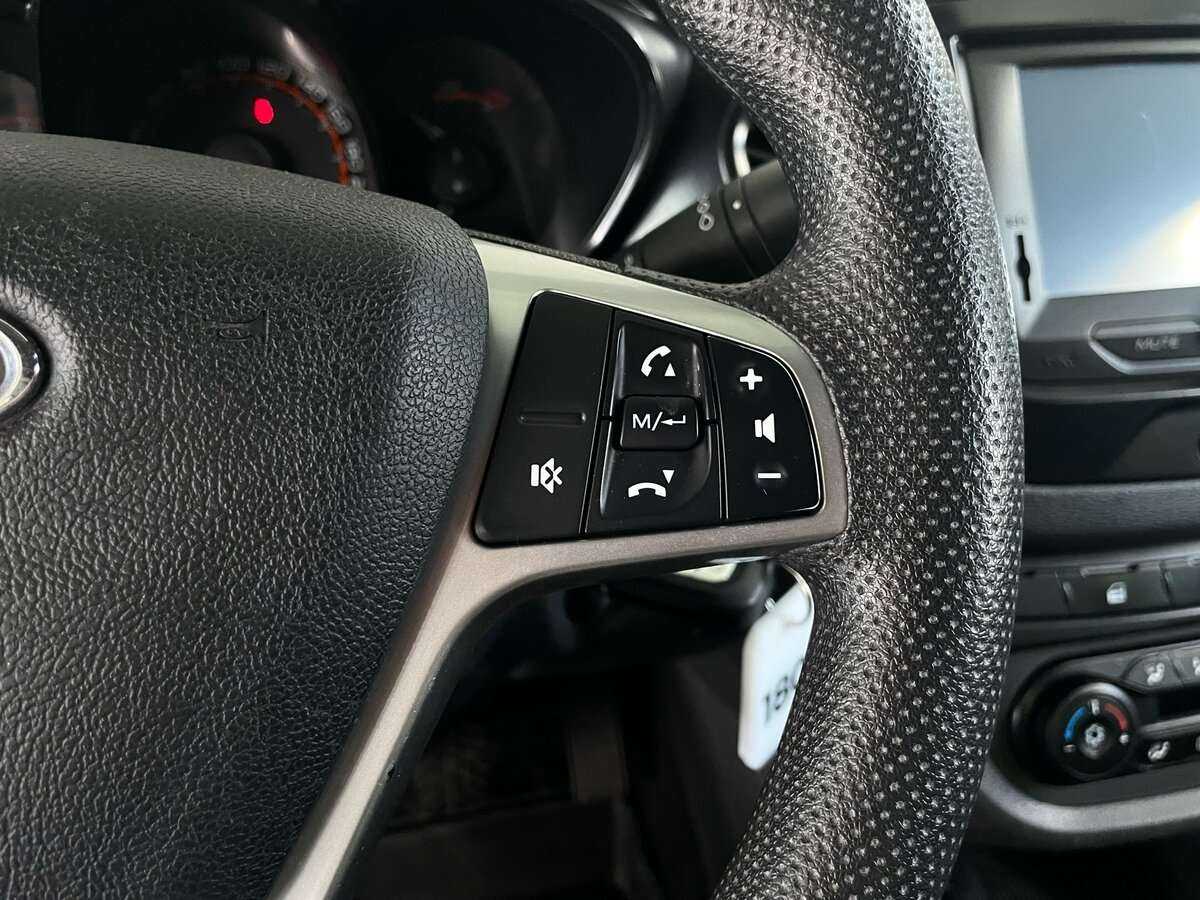 Lada (ВАЗ) Vesta, 2019 - Фото №11