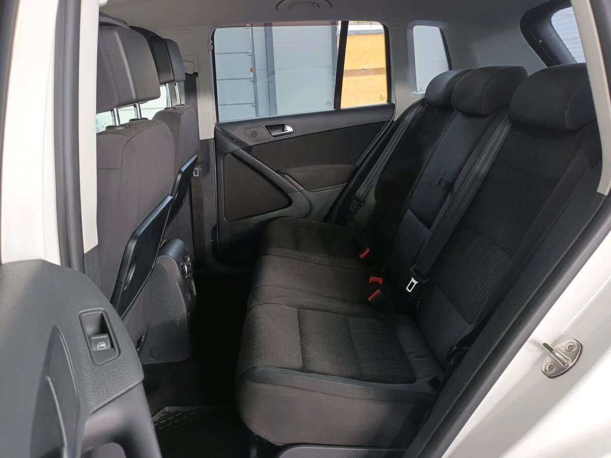 Volkswagen Tiguan, 2013 - Фото №13