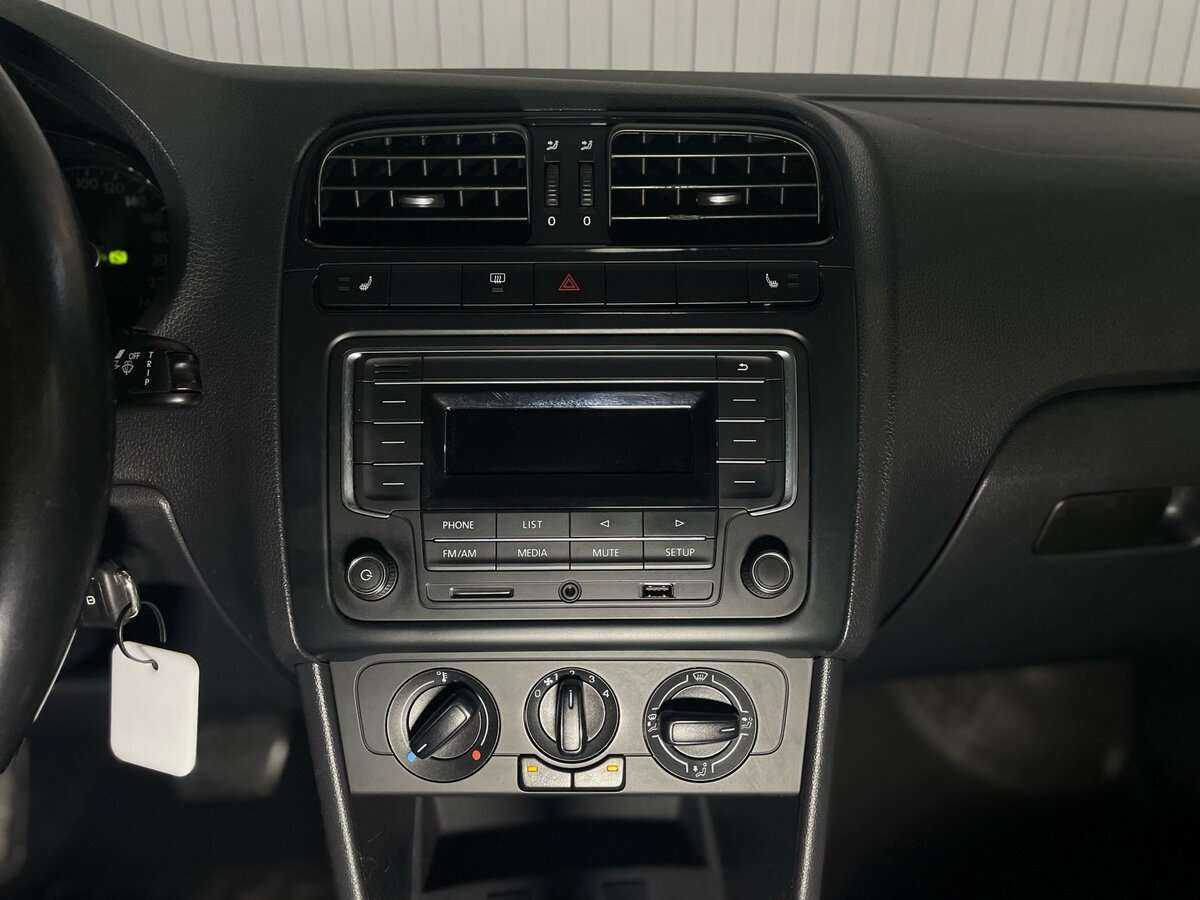 Volkswagen Polo, 2017 - Фото №15