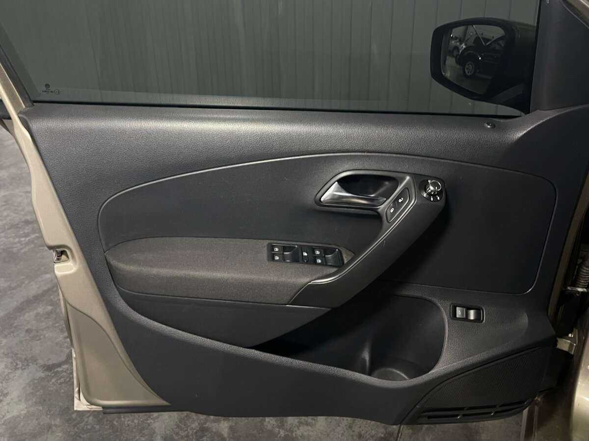 Volkswagen Polo, 2017 - Фото №18