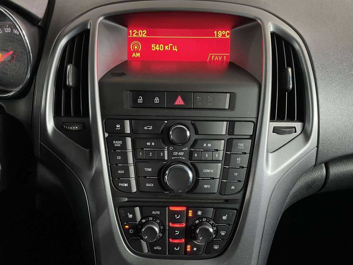 Opel Astra, 2013 - Фото №11