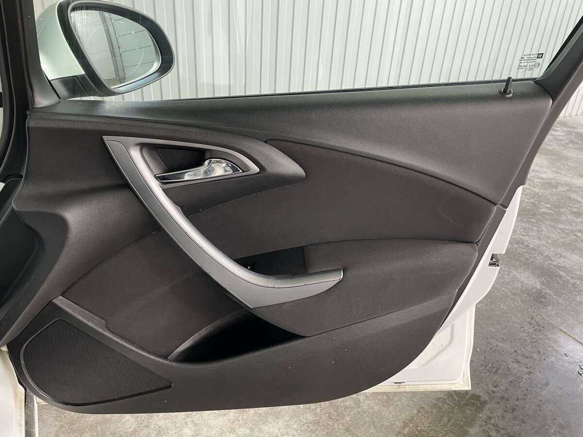 Opel Astra, 2013 - Фото №18