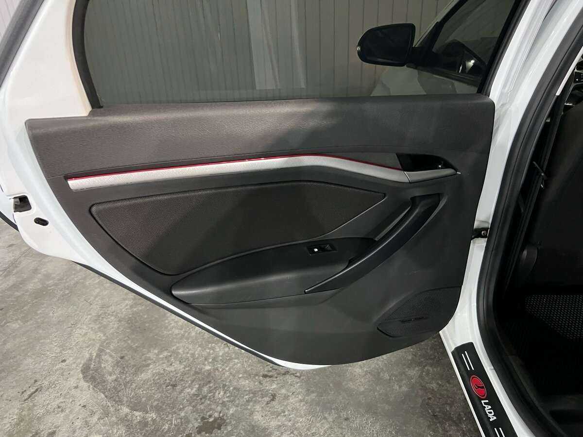 Lada (ВАЗ) Vesta, 2020 - Фото №15