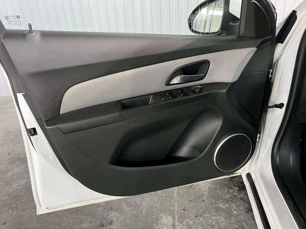 Chevrolet Cruze, 2013 - Фото №8