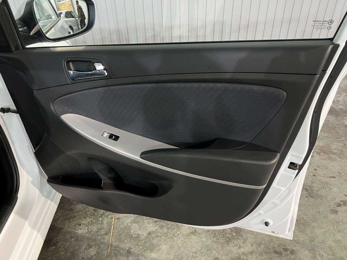 Hyundai Solaris, 2014 - Фото №11