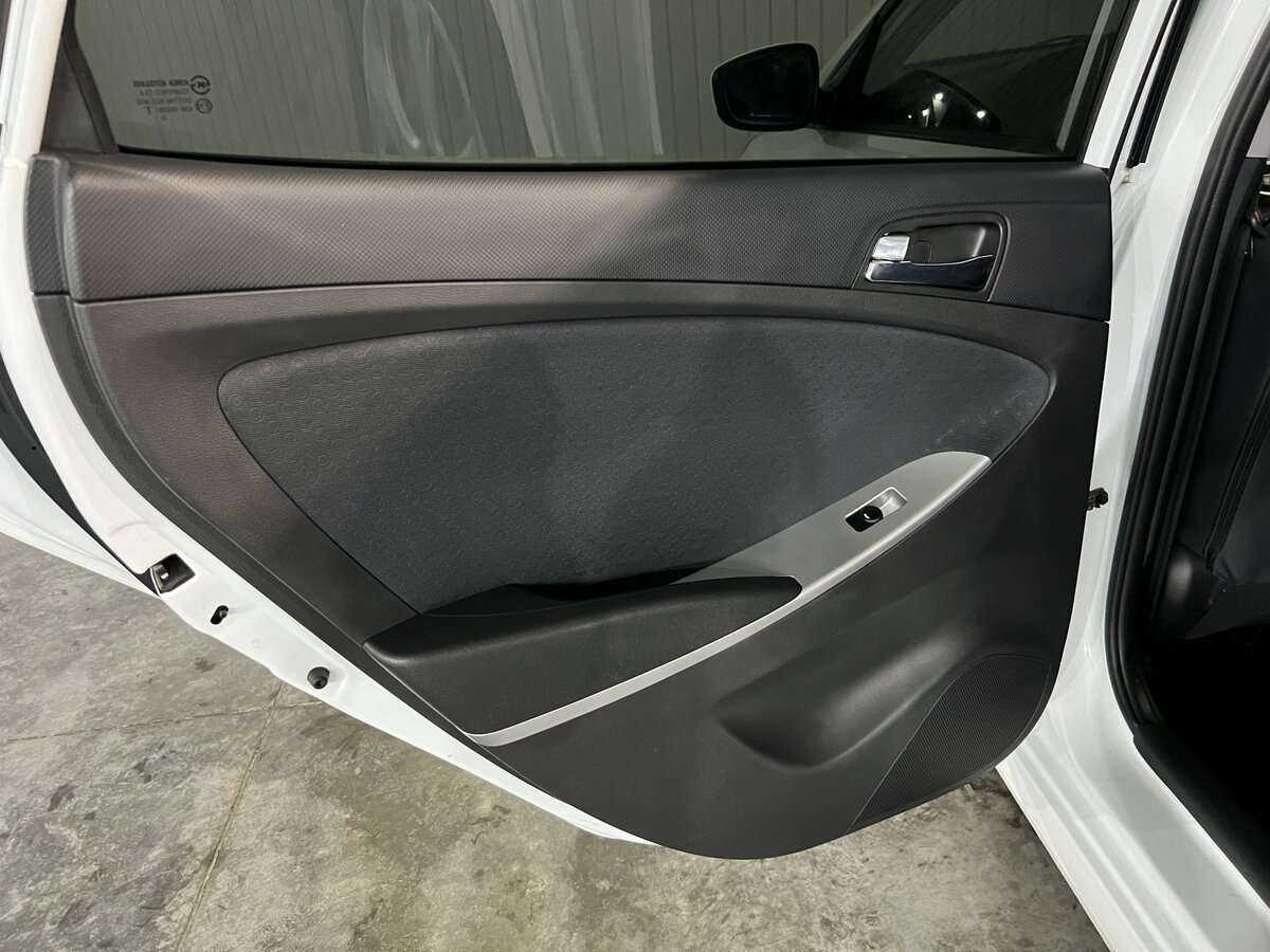 Hyundai Solaris, 2014 - Фото №12