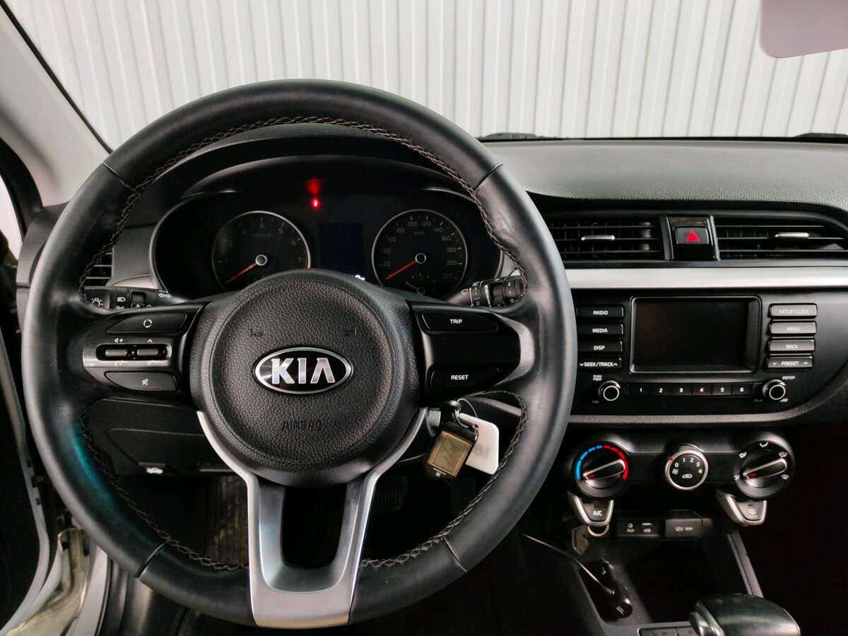 Kia Rio X-Line, 2019 - Фото №9